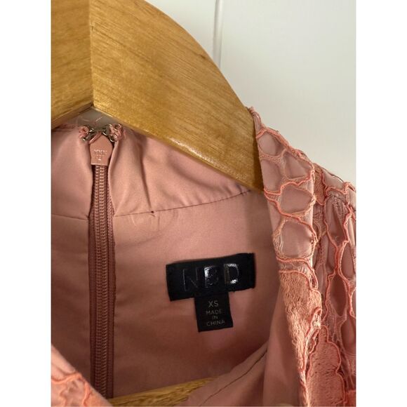 NBD x Revolve Halter Neck Floral Lace Overlay Mini Dress Women's Size XS Pink - Picture 3 of 8